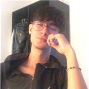 Joven aspirante de psicologia con muy fácil aprendizaje y bueno en charlas motivaciones con gran capacidad de relación rápida interpretación de escenarios